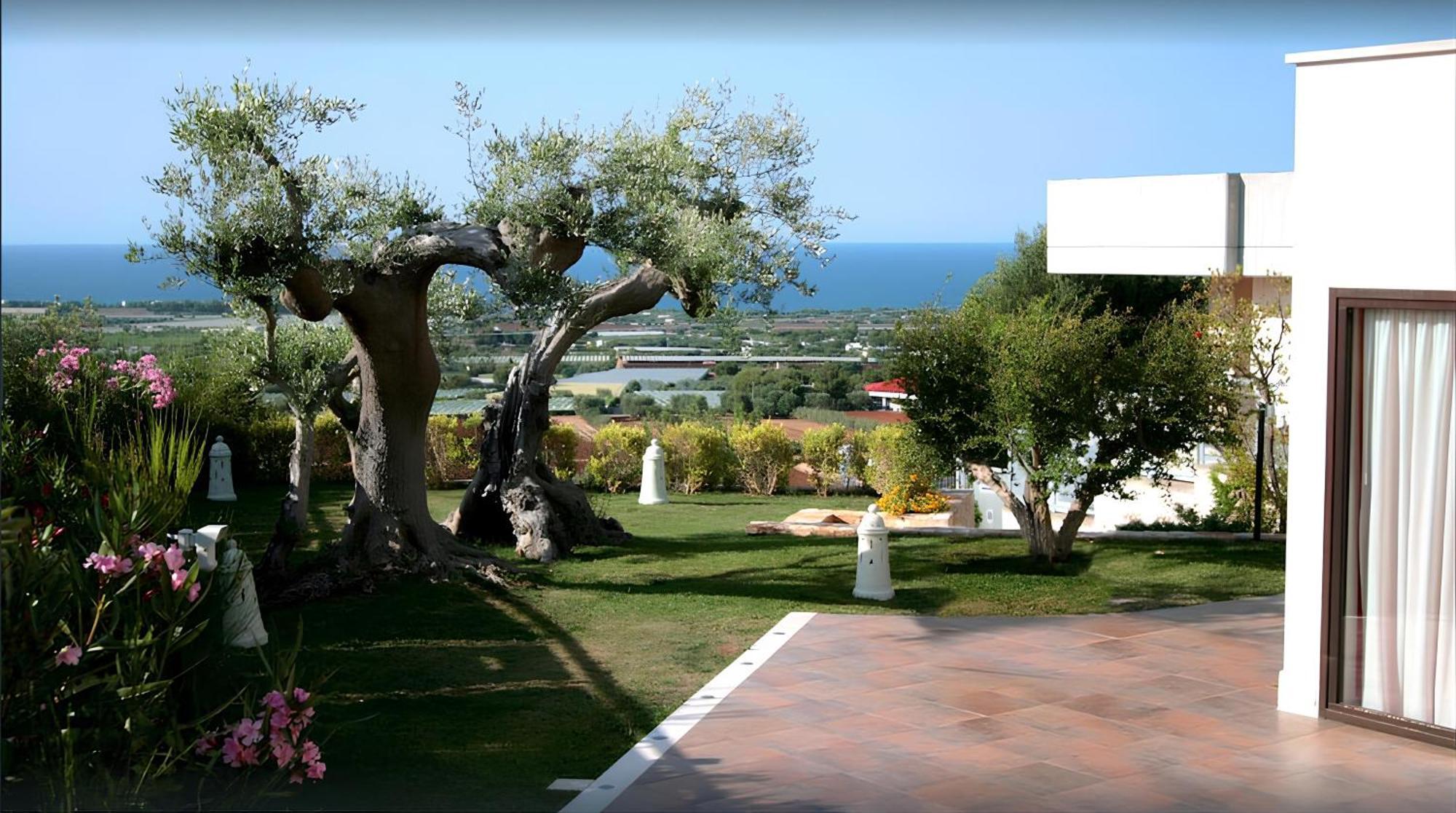 Villa Iside コンヴェルサーノ エクステリア 写真